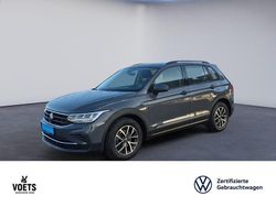 Grau Gebraucht 2023 VW Tiguan Life SUV | 26.990 € (Guter Preis)