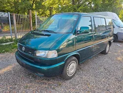 Grün Gebraucht 2000 VW T4 Van | 3.800 €