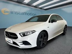 Weiß Gebraucht 2020 Mercedes A250 Kleinwagen | 26.399 € (Fairer Preis)