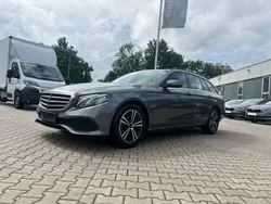 Selenitgrau metallic Gebraucht 2020 Mercedes E220 Avantgarde Kombi | 31.990 € (Fairer Preis)