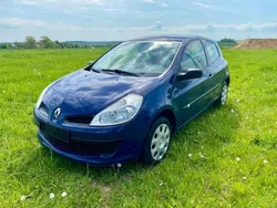 Blau Gebraucht 2009 Renault Clio III Extreme | 2.299 € (Fairer Preis)