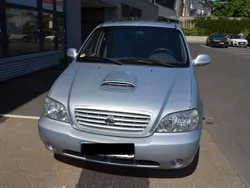 Silber Gebraucht 2002 Kia Carnival LX Van / Kleinbus | 9.650 €