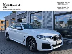 Alpinweiss Gebraucht 2022 BMW 530e M Sport Kombi | 43.900 € (Teuer)