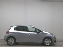 Grau Gebraucht 2020 Peugeot 208 Allure Kleinwagen | 8.980 € (Superpreis)