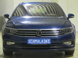Aquamarine blue (metallic) Gebraucht 2023 VW Passat Business Kombi | 26.500 € (Guter Preis)