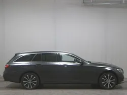 Grau Gebraucht 2021 Mercedes E300 Avantgarde Kombi | 26.480 € (Guter Preis)