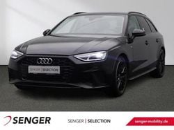 Mythosschwarz Gebraucht 2023 Audi A4 S-Line Kombi | 28.880 € (Guter Preis)