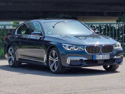 Grau Gebraucht 2017 BMW 740L M Sport Limousine | 37.999 € (Fairer Preis)