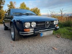 Blau Gebraucht 1981 Alfa Romeo Alfetta Limousine | 21.500 €