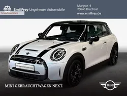 Nanuq white metallic Gebraucht 2023 Mini Cooper SE Kleinwagen | 22.980 € (Fairer Preis)