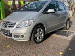Silber Gebraucht 2008 Mercedes A150 Classic Kombi | 3.899 € (Fairer Preis)