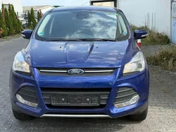 Blau Gebraucht 2016 Ford Kuga SYNC Edition SUV | 9.900 € (Fairer Preis)