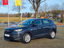 Grau Gebraucht 2018 Opel Grandland X Edition SUV | 13.989 € (Fairer Preis)