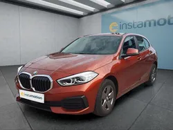 Orange Gebraucht 2023 BMW 118 Advantage Kleinwagen | 26.699 € (Etwas zu teuer)