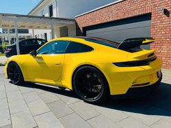 Gelb Gebraucht 2024 Porsche 992 | 219.900 € (Teuer)