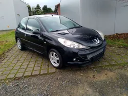 Schwarz Gebraucht 2010 Peugeot 206+ Sport Kleinwagen | 2.750 € (Fairer Preis)