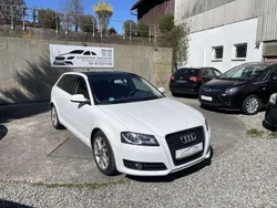 Weiß Gebraucht 2011 Audi A3 Sportback Ambiente Kombi | 10.999 € (Teuer)