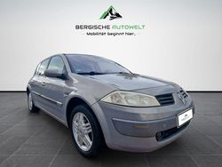 Beige Gebraucht 2003 Renault Mégane II Limousine | 2.980 € (Etwas zu teuer)