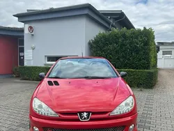 Rot Gebraucht 2005 Peugeot 206 CC Cabrio | 2.200 € (Fairer Preis)