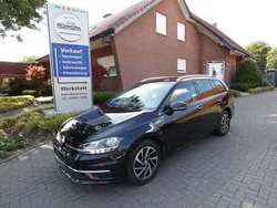 Deepblackperleffek (metallic) Gebraucht 2018 VW Golf VII Join Kombi | 17.950 € (Etwas zu teuer)