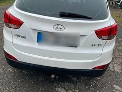 Weiß Gebraucht 2011 Hyundai ix35 Comfort SUV | 5.800 € (Fairer Preis)