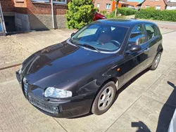 Schwarz Gebraucht 2002 Alfa Romeo 147 Kleinwagen | 600 € (Superpreis)