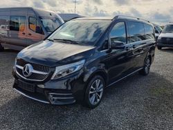 Obsidianschwarz metallic Gebraucht 2019 Mercedes V300 Avantgarde Van / Kleinbus | 53.990 € (Teuer)