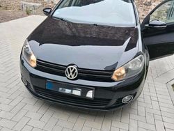 Schwarz Gebraucht 2012 VW Golf Match Limousine | 5.200 € (Etwas zu teuer)