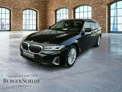 Black sapphire metallic Gebraucht 2021 BMW 540 Luxury Line Kombi | 37.900 € (Guter Preis)