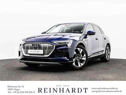 Navarrablau metallic Gebraucht 2022 Audi e-tron Advanced SUV | 35.860 € (Fairer Preis)