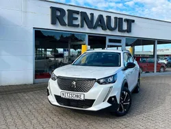 Weiß Gebraucht 2022 Peugeot 2008 SUV | 18.990 € (Fairer Preis)