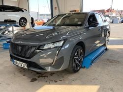 Grau Gebraucht 2023 Peugeot 308 Allure Kombi | 21.950 € (Guter Preis)