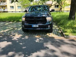 Schwarz Gebraucht 2014 Dodge Ram Abholung | 28.599 €