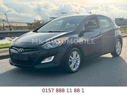 Schwarz Gebraucht 2012 Hyundai i30 Trend Limousine | 5.999 € (Fairer Preis)