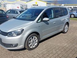 Reflexsilber metallic Gebraucht 2015 VW Touran Cup Van / Kleinbus | 6.950 €