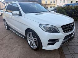Weiß Gebraucht 2014 Mercedes ML250 AMG line SUV | 16.900 € (Fairer Preis)