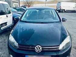 Schwarz Gebraucht 2009 VW Golf VI Kleinwagen | 4.500 €