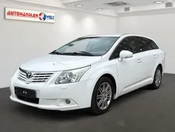 Weiß Gebraucht 2010 Toyota Avensis Kombi | 5.299 € (Superpreis)