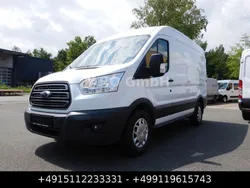 Weiß Gebraucht 2018 Ford Transit Trend Van / Kleinbus | 14.900 € (Fairer Preis)