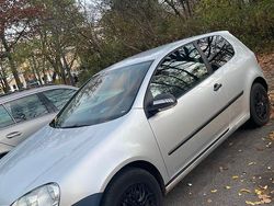 Silber Gebraucht 2007 VW Golf V Kleinwagen | 2.150 € (Guter Preis)