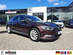 Rot Gebraucht 2015 VW Passat Highline Limousine | 14.790 € (Fairer Preis)