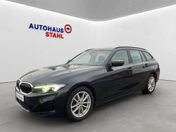 Schwarz Gebraucht 2022 BMW 320 Shadowline Kombi | 26.990 € (Superpreis)