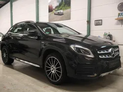 Schwarz Gebraucht 2017 Mercedes GLA220 AMG SUV | 23.900 € (Fairer Preis)