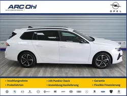 Weiß Gebraucht 2024 Opel Astra Kombi | 23.890 € (Guter Preis)