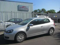 Reflexsilber Gebraucht 2009 VW Golf VI Trendline Kleinwagen | 5.400 € (Fairer Preis)