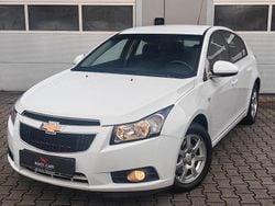 Weiß Gebraucht 2012 Chevrolet Cruze Limousine | 6.990 € (Etwas zu teuer)