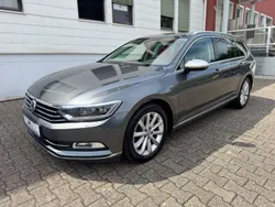 Grau Gebraucht 2015 VW Passat Highline Kombi | 13.600 € (Etwas zu teuer)