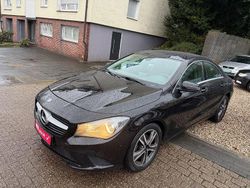 Schwarz Gebraucht 2013 Mercedes CLA200 Limousine | 11.999 € (Fairer Preis)