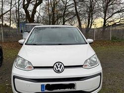 Weiß Gebraucht 2018 VW up! Kleinwagen | 6.899 € (Guter Preis)