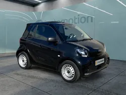 Schwarz Gebraucht 2021 Smart ForTwo Electric Drive Cabrio | 10.240 € (Fairer Preis)